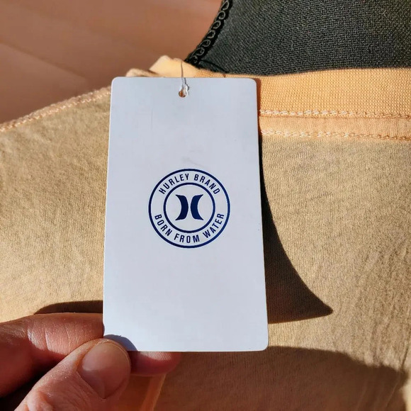 NWT Hurley Juniors' Size XL Palm Tree Casual Cropped T-Shirt - Picture 6 of 15